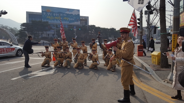 거리행진 일본군 병사들