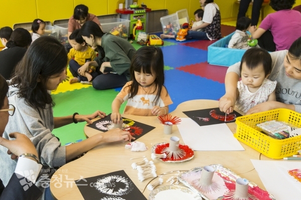 지난해 세종마을학교에서 학생들이 프로그램에 참여하고 있는 장면