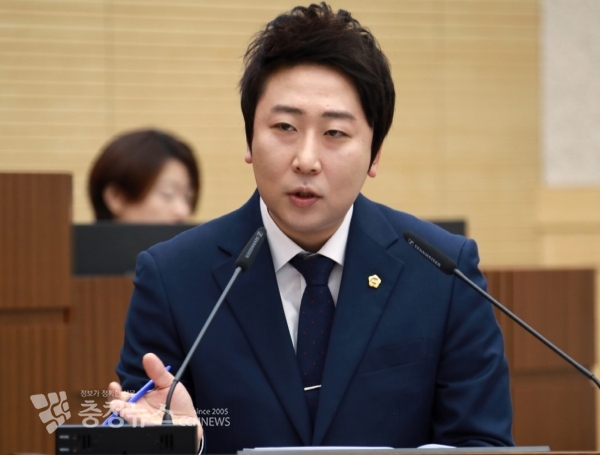 시정질문하는 임채성 세종시의회 의원 / 충청뉴스 최형순 기자