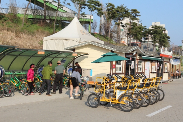 금강신관공원 자전거대여소
