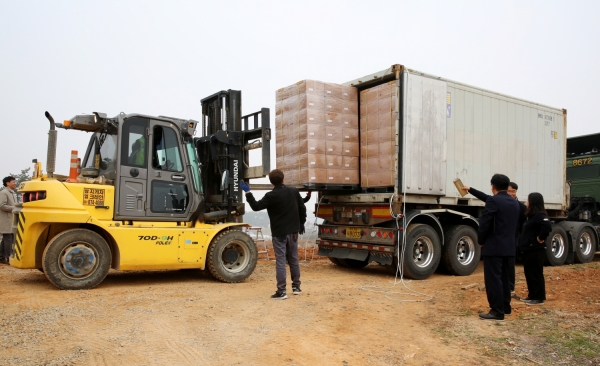 한국산 호접란묘 미국 첫 수출
