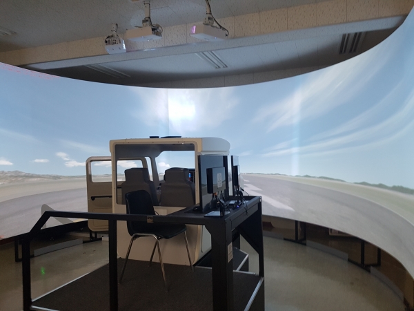 경비행기 조종 시뮬레이션 모습