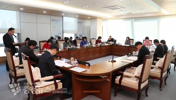 동구의회 의원 간담회 모습