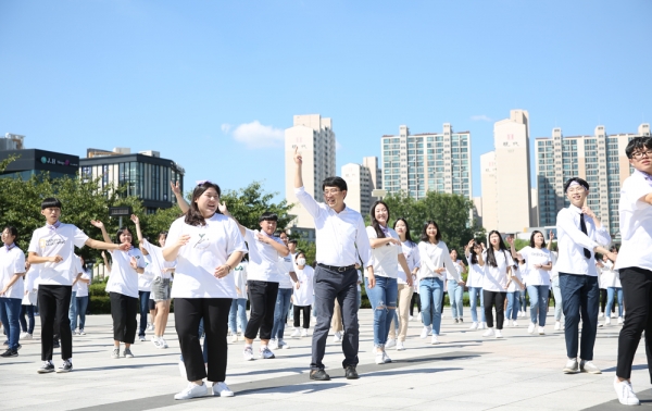 2018년 9월 청소년 봉사단 HOY 플래시몹 행사 모습
