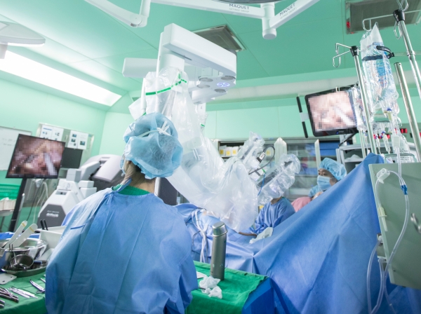 건양대병원 로봇수술 장면.