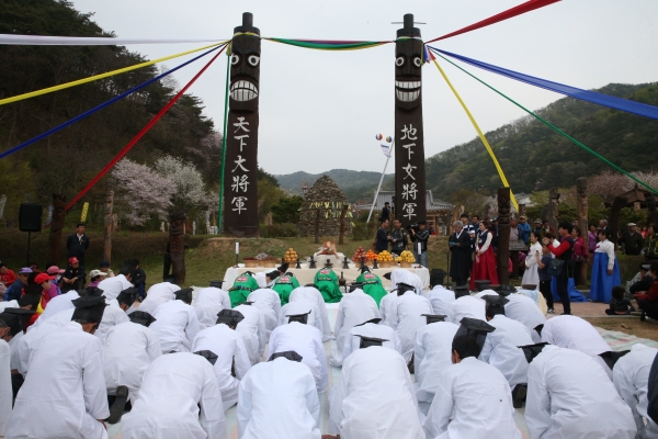 청양칠갑산장승문화축제 장승대제 모습