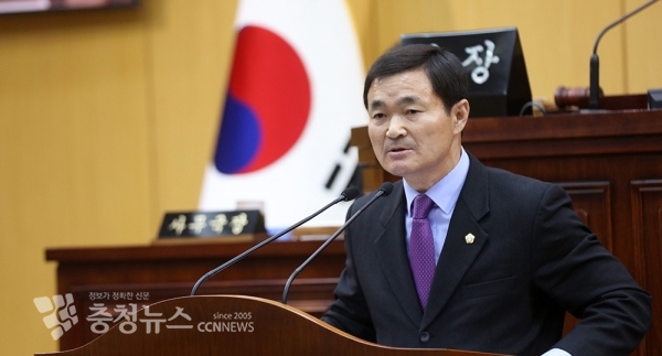 5분 발언하는 서산시의회 안원기 의원