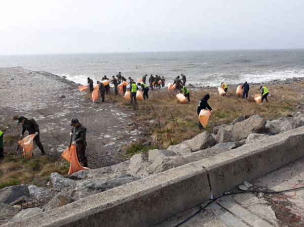 세계 물의 날 기념 대청소 실시