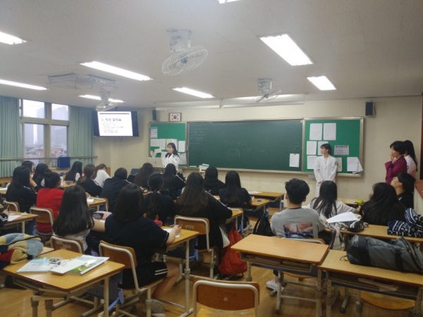 교육기관과 복지시설 방문 ‘의료보건교육 봉사’를 공간정보공학과는 역사와 문화시설을 탐방 전공을 살린 지도제작과 환경미화 실시