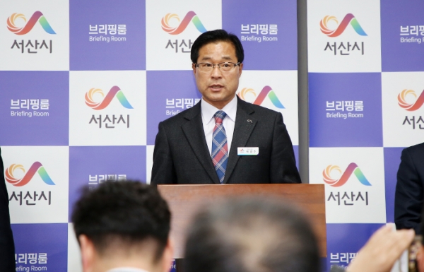서산시 건설도시국은 3일 시청 브리핑룸에서 정례브리핑을 갖고 2020년 일몰 대비 도시계획시설 정비사업 추진과 도시재생 뉴딜사업 추진 등 발표