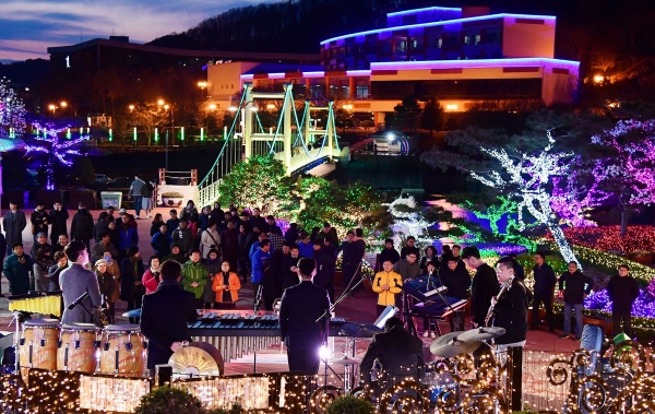 지난해 뿌리공원 버스킹공연 모습