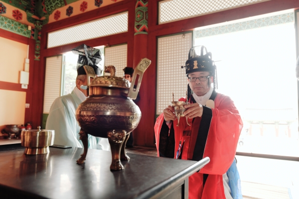 계백장국 제례 봉행 모습