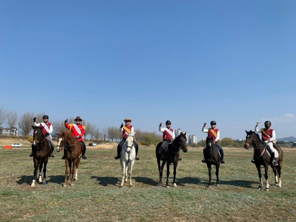 아산시승마협회, 제58회 아산성웅이순신축제와 제1회 아산시장배전국승마대회승마, 승마거리퍼레이드 홍보