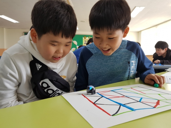 교육과학연구원-오조봇