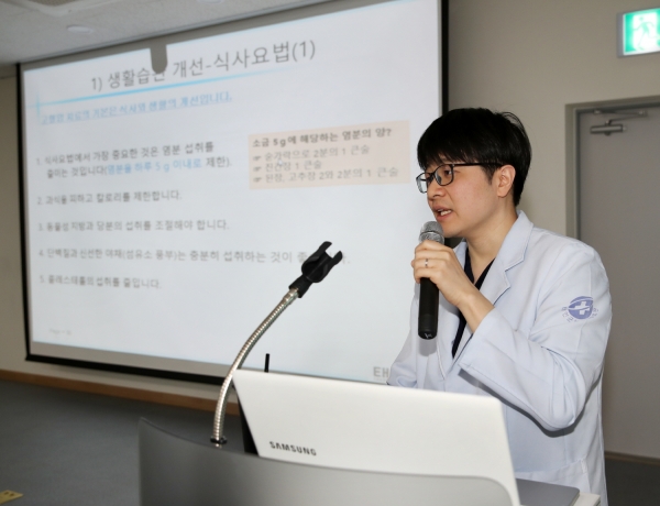 태안보건의료원 백세건강 아카데미 (지난 제2회 백세 건강아카데미 모습)