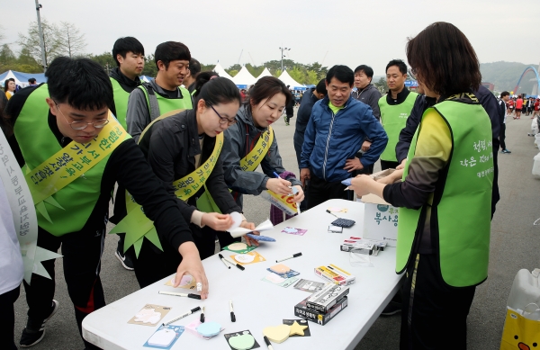 3대 하천 마라톤대회에서‘청렴 캠페인’실시
