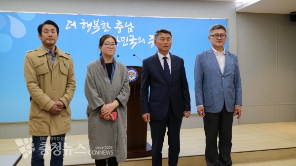 임경순 사무처장, 윤해경 홍성지부준비부위원장, 유승광 지회장, 민성기 홍성지부준비위원장