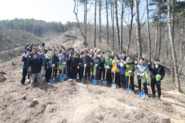 식목일 나무심기 행사