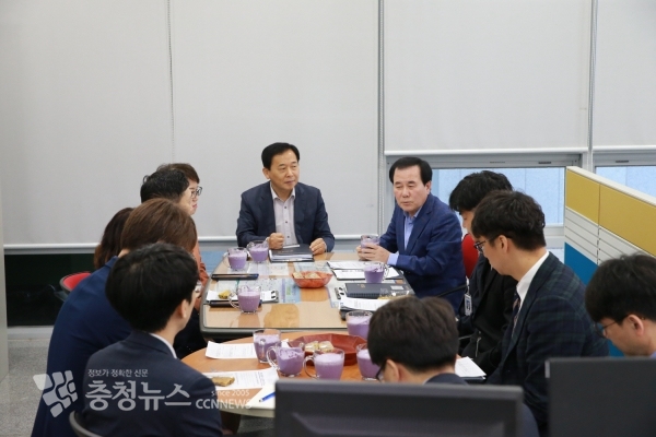 민원행정 제도 개선을 위한 민원실 직원 간담회