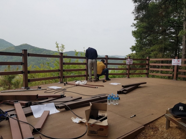 등산로 정비 모습