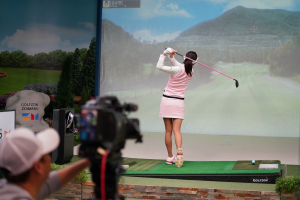 대전 골프존조이마루 전용 경기장에서 ‘2019 롯데렌터카 WGTOUR’ 2차 대회 결선을 개최