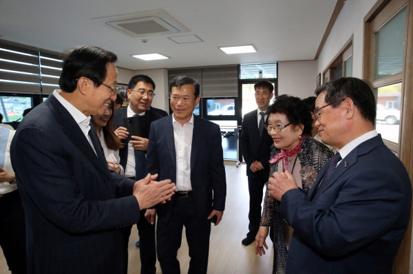 중국 한창푸 농업농촌부 장관, 서천군 장선마을 방문 모습