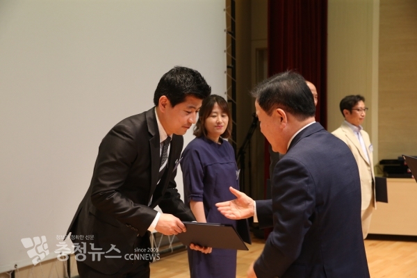 스승의 날 표창