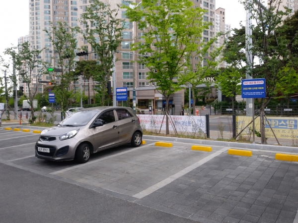 아산중앙도서관(단기이용자 주차장).
