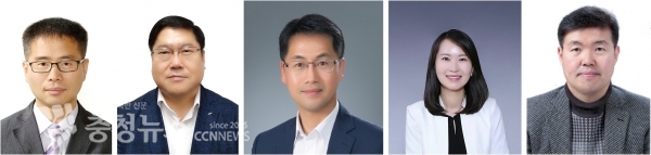 왼쪽부터) 강종호, 장병한, 최종신, 박다혜, 구자중 공무원