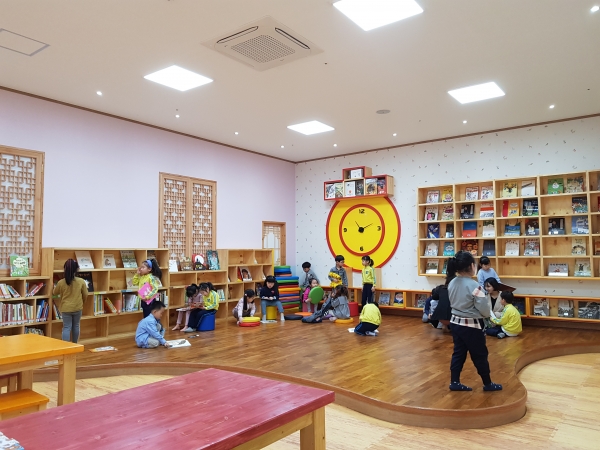 효문화관리원의 효 독서체험관 모습