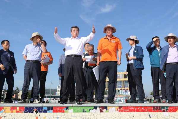 대천해수욕장 개장 준비 현지 점검 장면