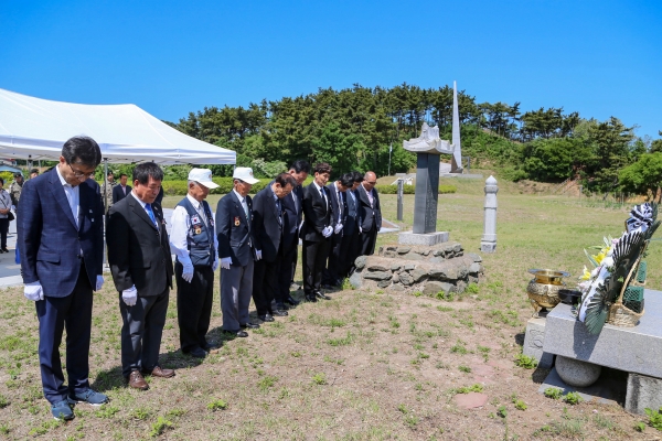 소난지도 의병항쟁 추모제(의병묘역 참배)