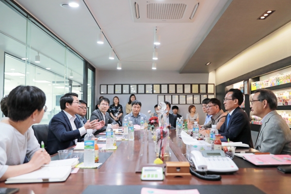 간담회 개최 방안