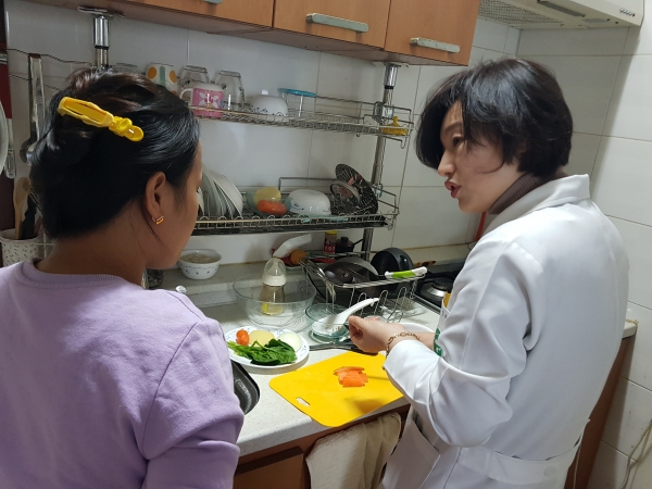 서천군보건소, 다문화가정 이유식 보건소 영양플러스 실시 모습