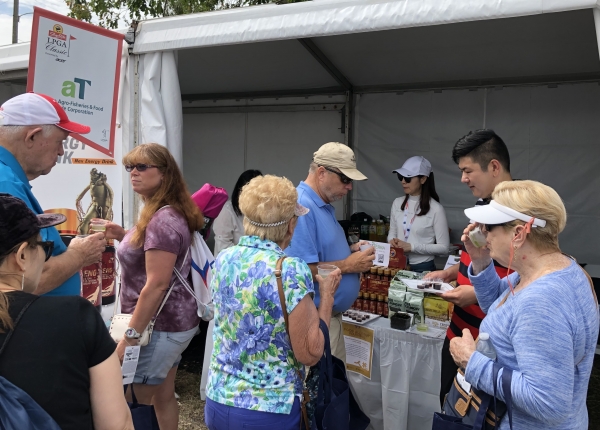경기장 내 갤러리 대상 한국 농식품 홍보관
