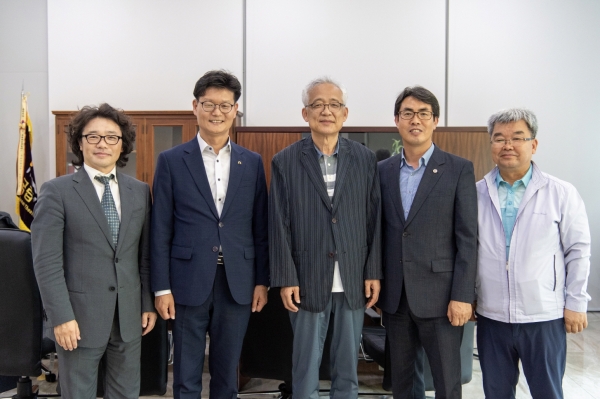 국립충청국악원 공주유치 청원서 제출