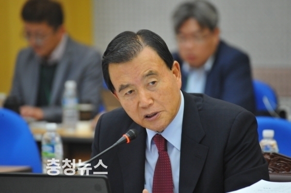자유한국당 홍문표 국회의원
