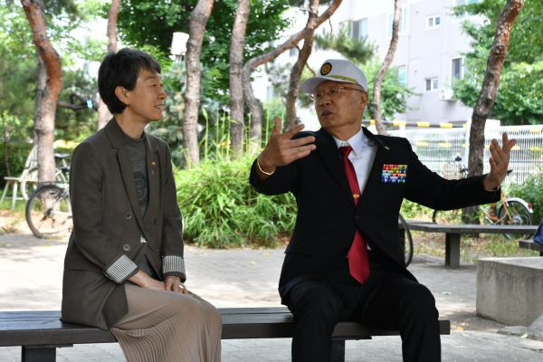 대전지방보훈청,문화재청 및 둔산경찰서와 명패 달아드리기.