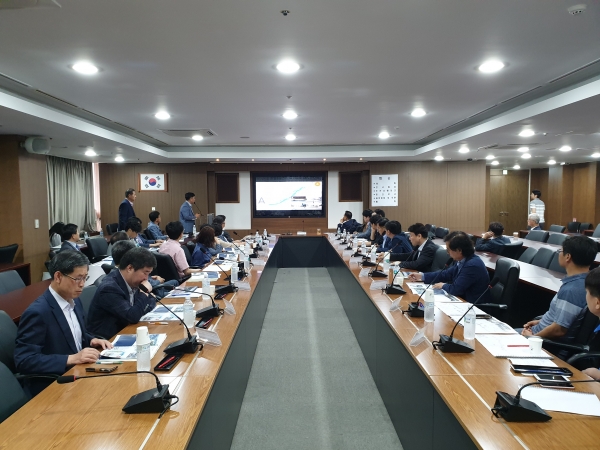 대학인의 거리 중간보고회