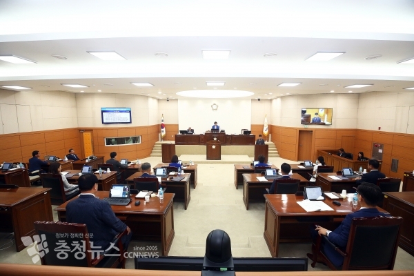 유성구의회 본회의장