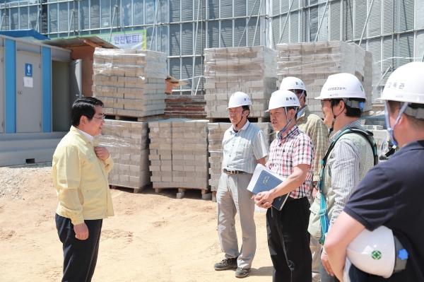 오세현 아산시장, 곡교천 봉강지구 현장 방문