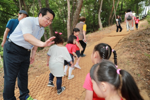 시민과 함께 첫 발 내딛는 아산시 둘레길