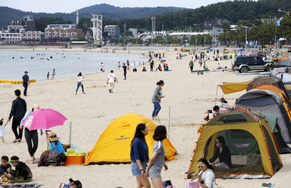 만리포해수욕장 조기개장