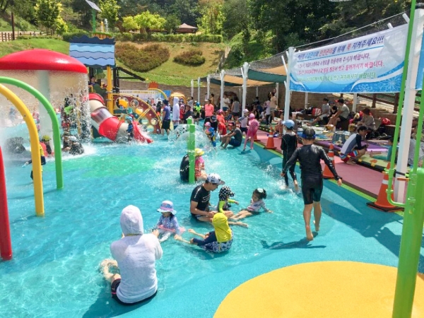 삼선산수목원 물놀이장