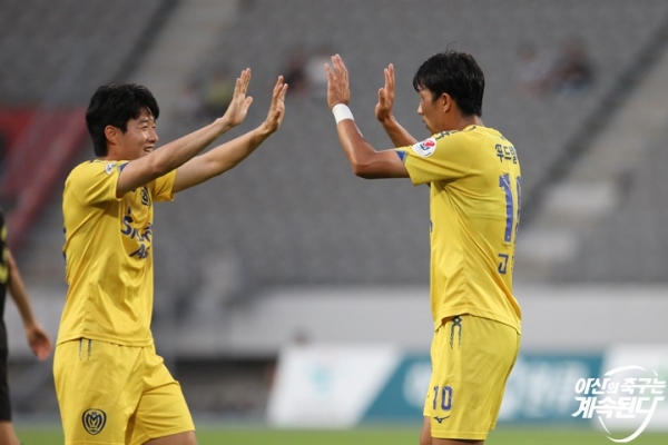 아산무궁화 경기 모습