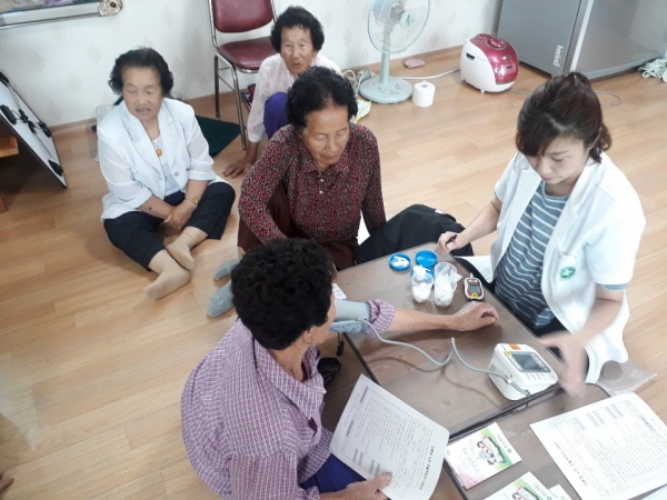 마을로 찾아가는 건강지킴이 ‘우리마을주치의제’ 운영