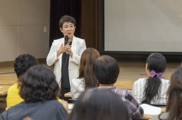 박정현 대덕구청장, 민주시민 아카데미 초청 강사로 열강