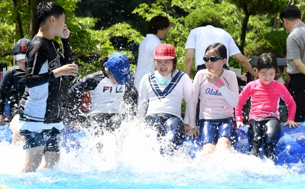 대전 중구 어린이 물놀이장 모습