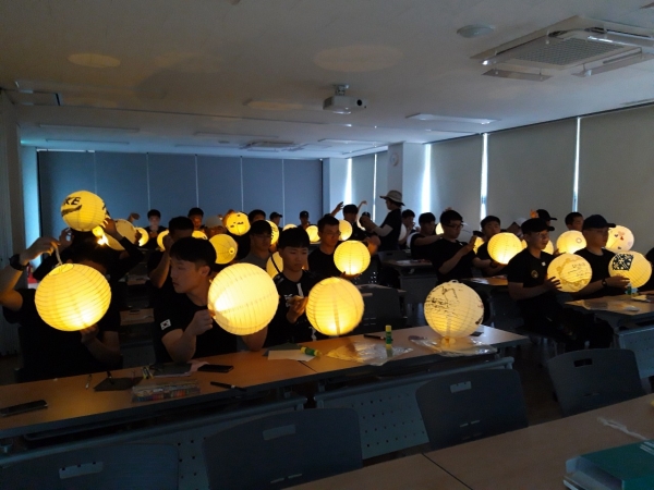 산책테라피-한지등만들기