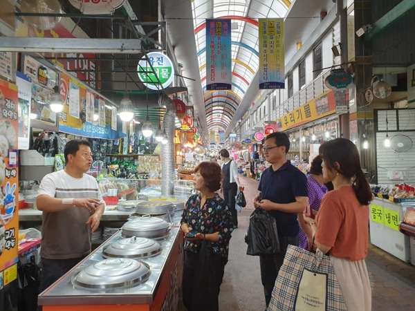 전통시장 장보기